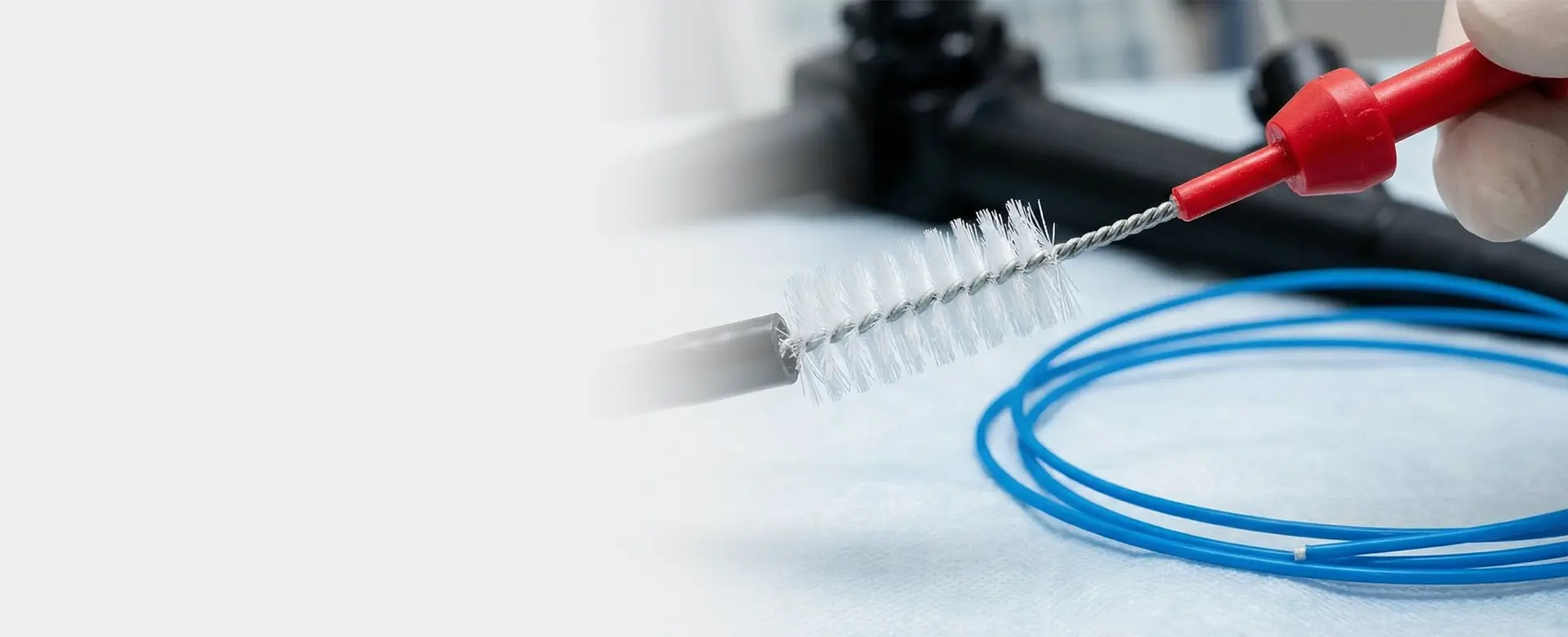 Precio directo de fábrica del cepillo de limpieza desechable del endoscopio
