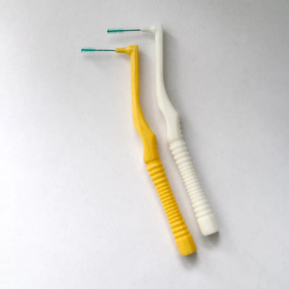 Cepillo interdental para el cuidado bucal